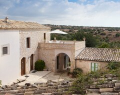 Hotel Tenuta Cammarana (Ragusa, Italy)