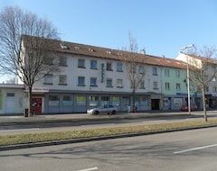 Otel Funk (Bietigheim-Bissingen, Almanya)