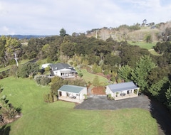Bed & Breakfast Auckland Country Cottages (Papakura, New Zealand)