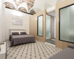 Otel Genova Suite Art (Cenova, İtalya)