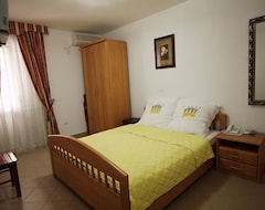 Hotelli Villa Jadranka Sutomore (Sutomore, Montenegro)