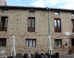 Hotel Casa Barría (Pradoluengo, Spain)