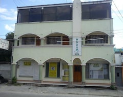 Hotel Nakum (Flores, Gvatemala)
