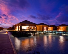 Hotel Vilamendhoo Island Resort & Spa (Süd Ari Atoll, Maldivi)