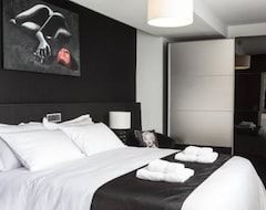 Hotel The Queen Luxury Apartments - Villa Marilyn (Luxembourg City, Luxembourg)