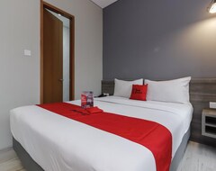 Hotel RedDoorz Plus @Tebet (Jakarta, Indonezija)