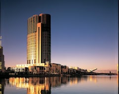 Hotel Crown Towers Melbourne (Melbourne, Australia)
