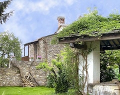 Casa rural Agriturismo Castello Di Bagnolo (Bagnolo Piemonte, İtalya)