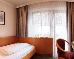 Hotel St Nikolaus (Ischgl, Austria)