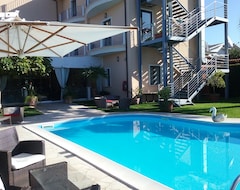 Khách sạn Gullo Hotel (Lamezia Terme, Ý)