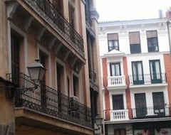 Hotelli Room Cibeles (Madrid, Espanja)