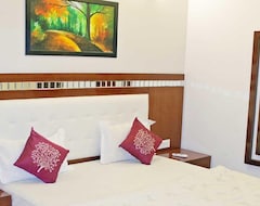 Hotel Dev Residency (Mathura, India)