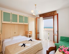 Khách sạn Hotel Playa (Bibione, Ý)