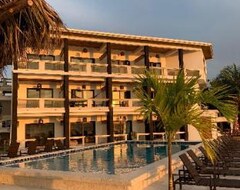 Hotel Brisas Del Mar Roatan (Roatan, Honduras)