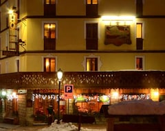 Khách sạn Art Hotel Grivola (Breuil-Cervinia, Ý)