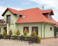 Otel Alicja-Pokoje Goscinne (Leba, Polonya)