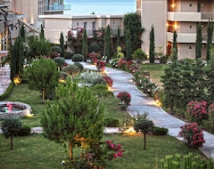 فندق سيكويون كوست هوتل آند ريزورت (Xylokastron, اليونان)