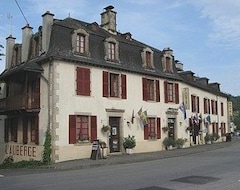 Khách sạn Logis Auberge de Forgès (Forges, Pháp)