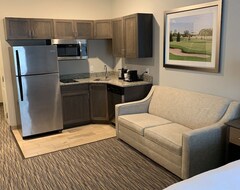 GrandStay Hotel & Suites (Spicer, USA)