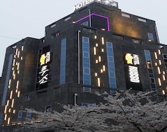 Otel Russo (Gangneung, Güney Kore)