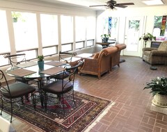 Entire House / Apartment Koral Pines... Southern Retreat (Montgomery, USA)