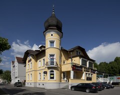 Khách sạn Hotel Falken (Bregenz, Áo)