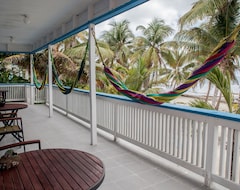 Khách sạn Aqua Vista (San Pedro, Belize)