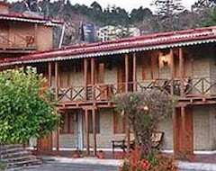 Hotel Chevron Eco Lodge Kausani (Almora, Indien)