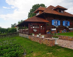 Hotel Etno Selo Rajski Konaci (Zlatibor, Serbien)