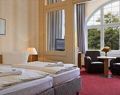 Khách sạn Hotel Garni Kormoran (Zinnowitz, Đức)