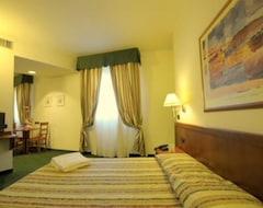 Hotelli Hotel King Rose (Granarolo dell'Emilia, Italia)