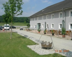 Hotel Metzenhof (Kronstorf, Austria)