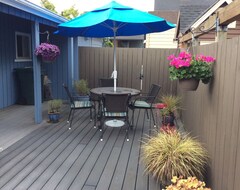 Koko talo/asunto Quiet One-Bedroom Cottage with Deck in Walkable Neighborhood (Seattle, Amerikan Yhdysvallat)