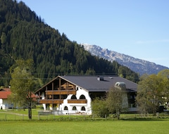 Hotelli Landhaus Schnöller (Tannheim, Itävalta)
