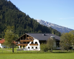 Hotel Landhaus Schnöller (Tannheim, Østrig)