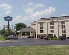 Khách sạn Hampton Inn St Charles St Peters (Saint Charles, Hoa Kỳ)