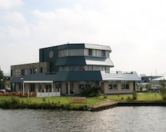 Hotel Buitenplaats 't Ges (Sneek, Netherlands)