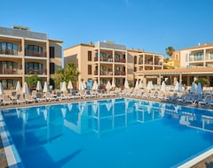 Khách sạn Protur Floriana Resort Aparthotel (Son Servera, Tây Ban Nha)