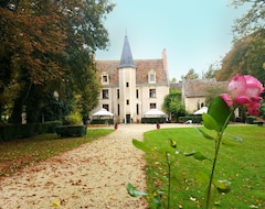 Khách sạn Château Le Sallay (Nevers, Pháp)