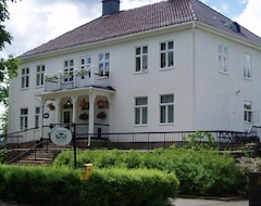 Pensión Pensionat Hofsnas (Länghem, Suecia)