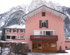 Khách sạn Tamina (Vättis, Thụy Sỹ)