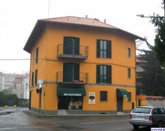 Khách sạn La Dolce Vita (Borgomanero, Ý)