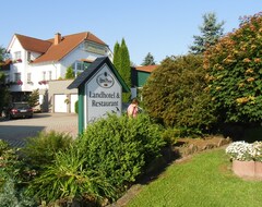 Khách sạn Landhotel-Restaurant Schwalbennest (Zierenberg, Đức)