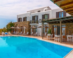 Hotel Paradision (Tourlos, Yunanistan)