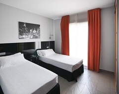 Khách sạn Hotel Villa de Paracuellos (Paracuellos de Jarama, Tây Ban Nha)