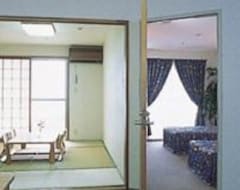 Twin Line Hotel Yanbaru Okinawa Japan Formerly Okinawa Suncoast Hotel (Nago, Japonya)