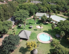 Hotel Olifants River Lodge (Middelburg, South Africa)