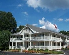 Khách sạn Plantation Oaks Suites & Inn (Millington, Hoa Kỳ)