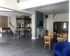 Khách sạn Family Room For 4 People - Capital One Hotel - Bournemouth Centre West Cliff (Bournemouth, Vương quốc Anh)