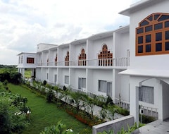 Hotel Isabel Palace (Khajuraho, India)